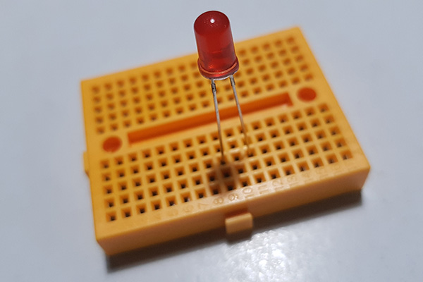 Comment monter un circuit de LED - Professor-falken.com